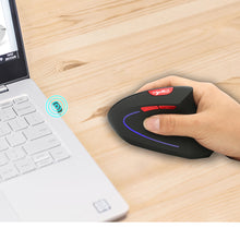 将图片加载到图库查看器，Ergonomic Vertical Chargeable 2.4GHz USB Wireless Gaming Mouse
