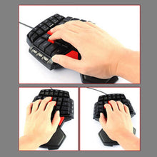 将图片加载到图库查看器，Portable One-hand 47 Keys Wired Gaming Keyboard Double Space Button USB Keypad
